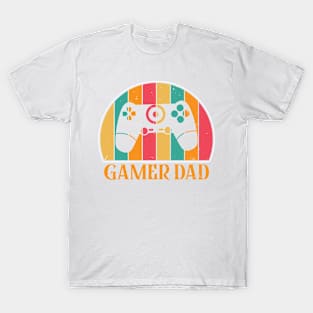 Game Dad Retro Gift for Father’s day, Birthday, Thanksgiving, Christmas, New Year T-Shirt